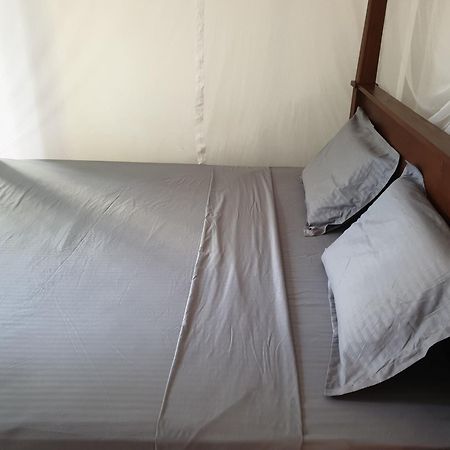 Julianu Hotel Tangalle Buitenkant foto