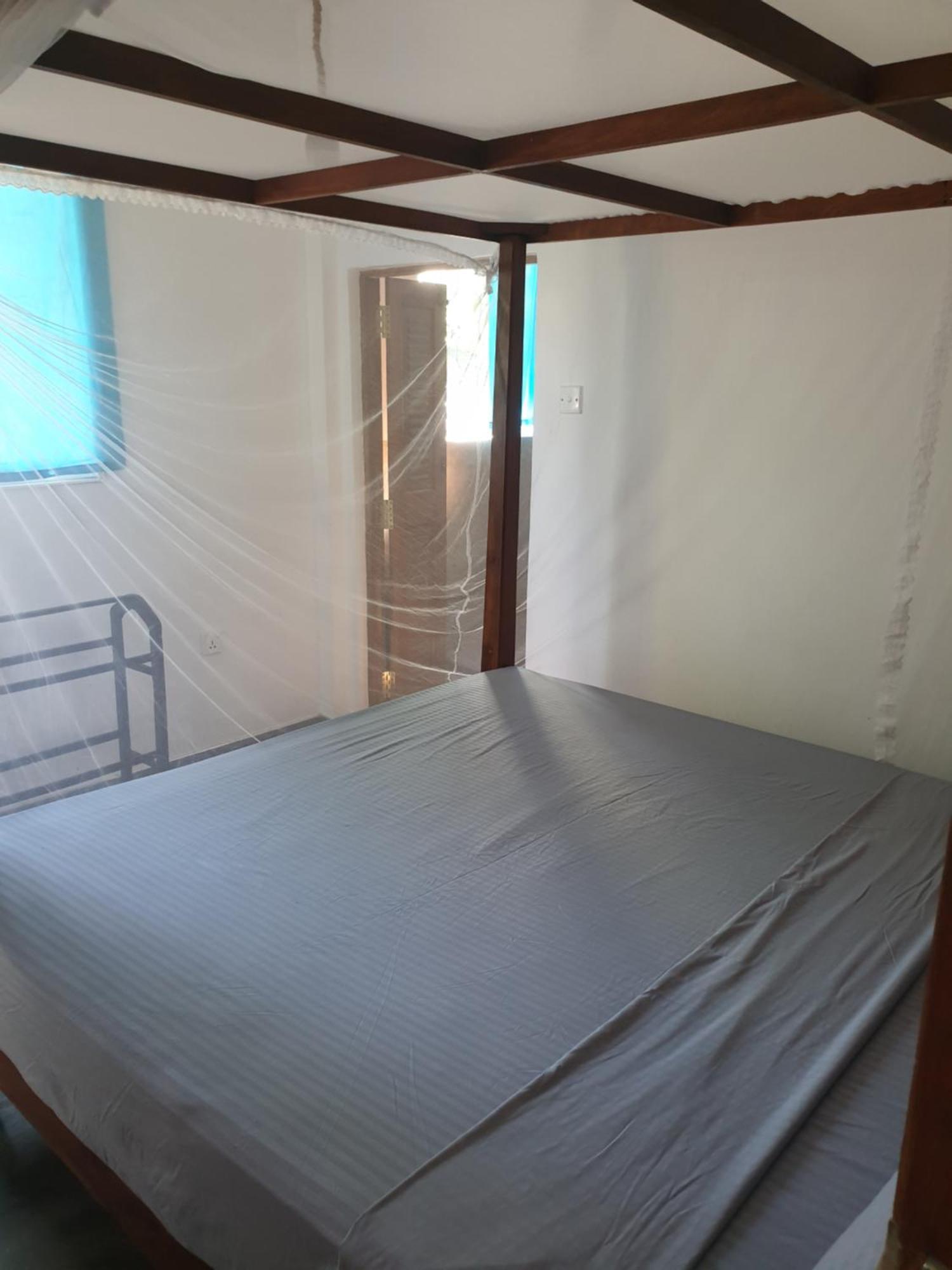 Julianu Hotel Tangalle Buitenkant foto